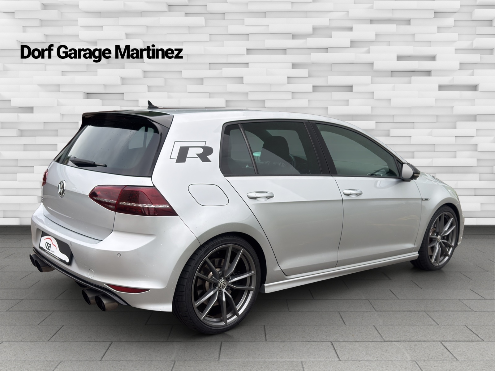 VW Golf 2.0 TSI R 4Motion DSG-image-5