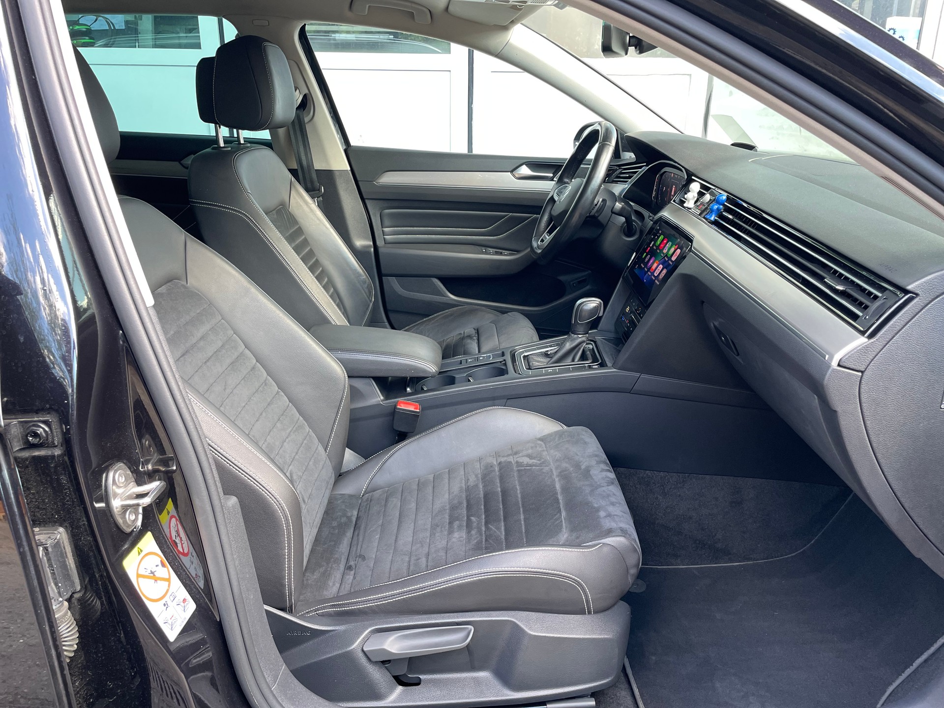 VW 2.0 TDI 200 Business DSG 4m-image-12