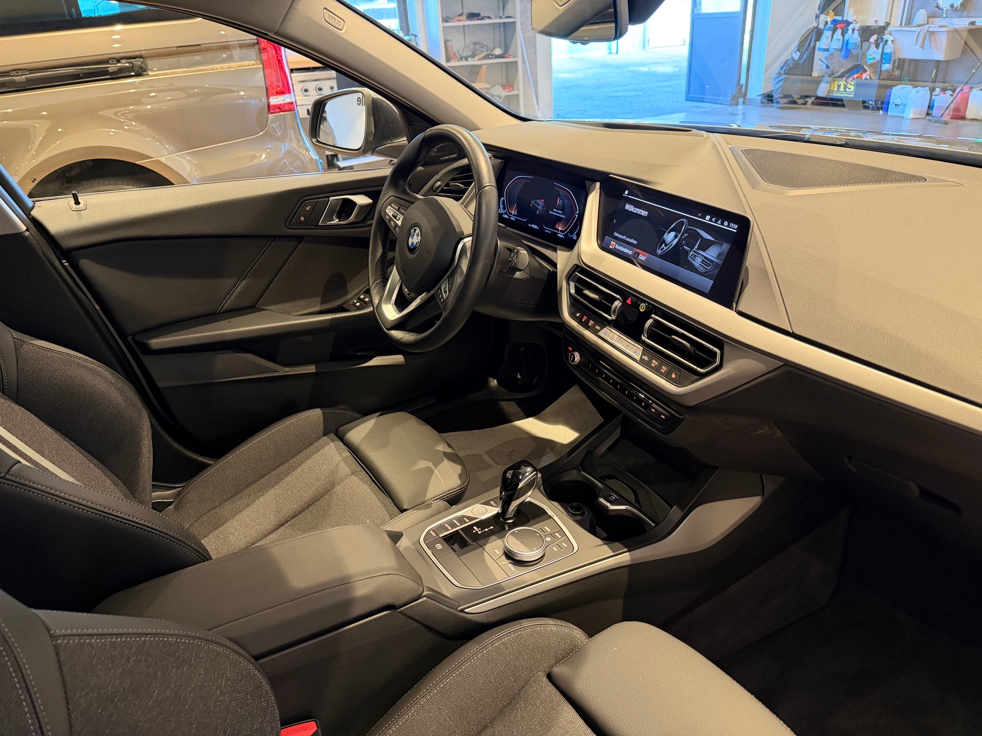 BMW 120d xDrive M-Sport-image-9
