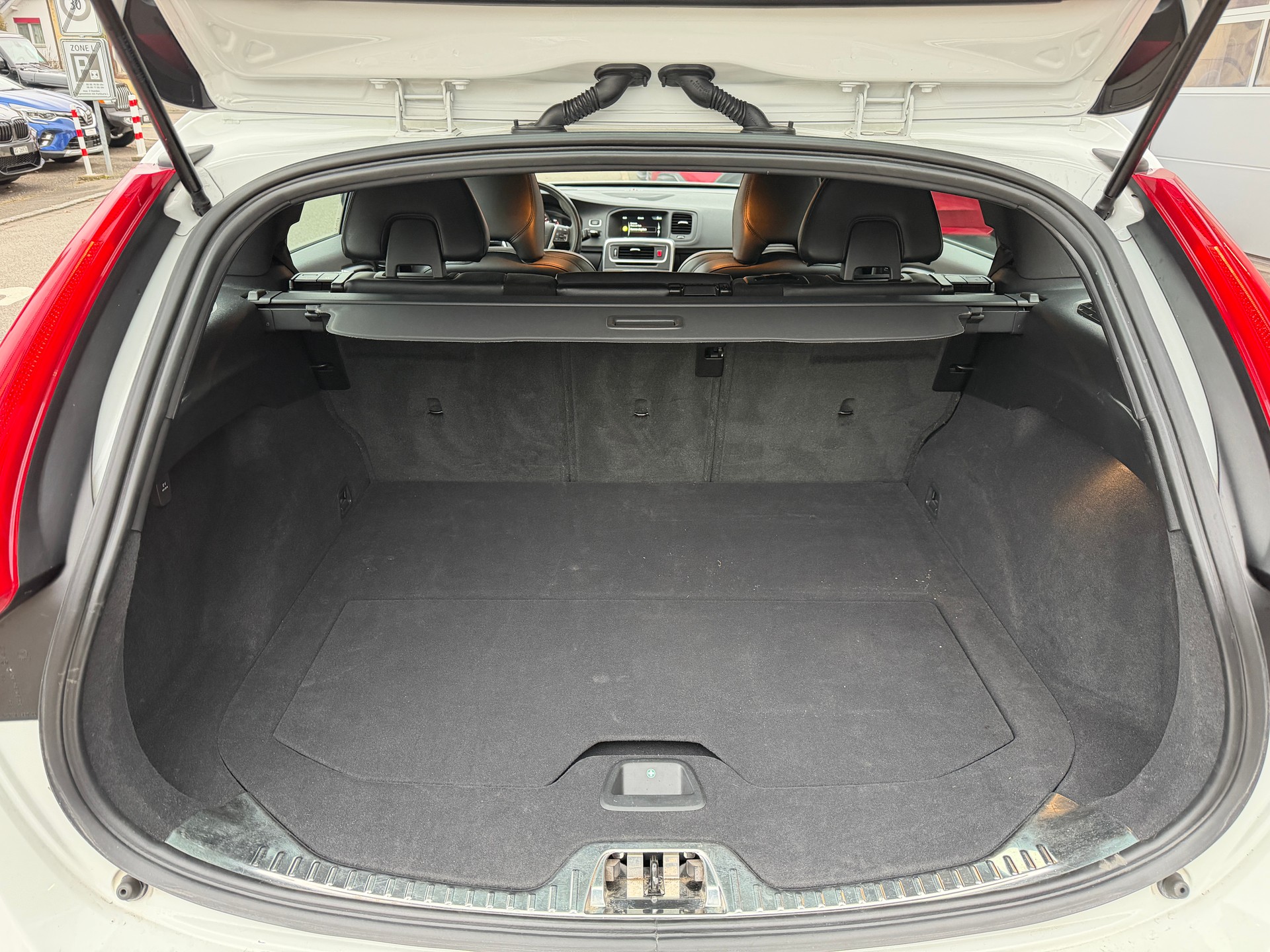 VOLVO V60 2.0 T6 Polestar AWD-image-7