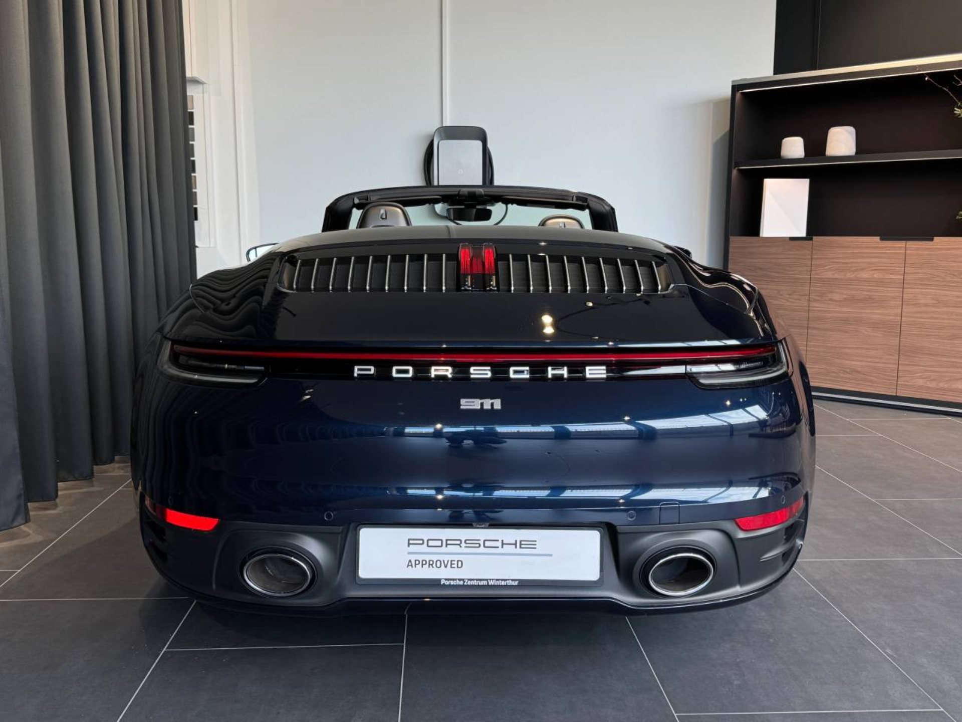 PORSCHE 911 Carrera 4S Cabriolet-image-6