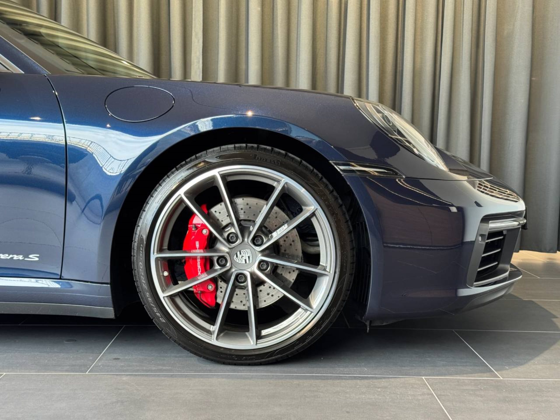 PORSCHE 911 Carrera 4S Cabriolet-image-9