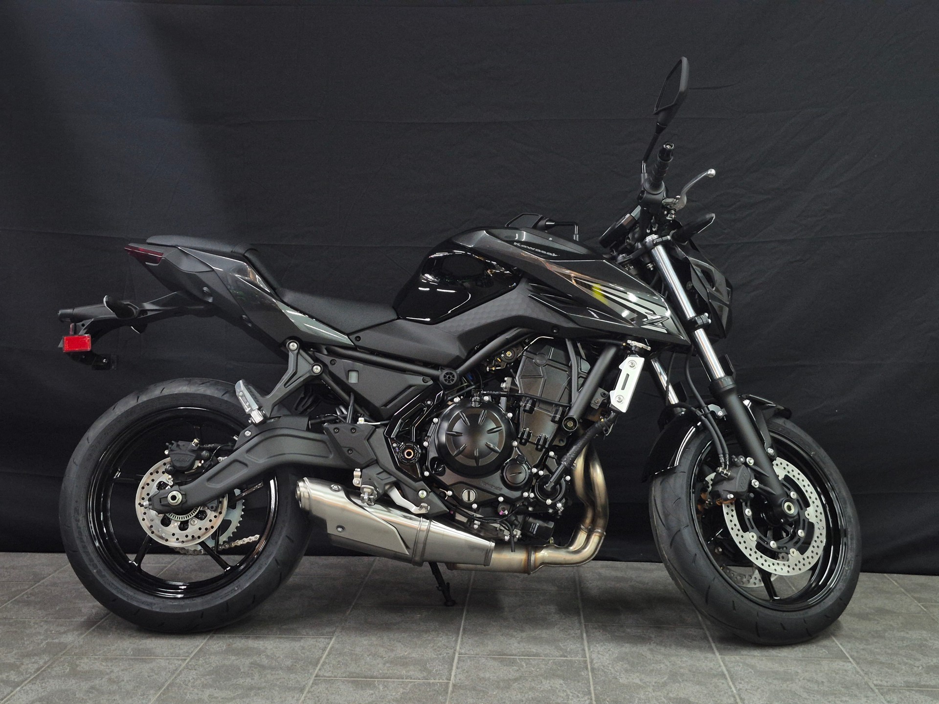KAWASAKI Z 650 S-image-15