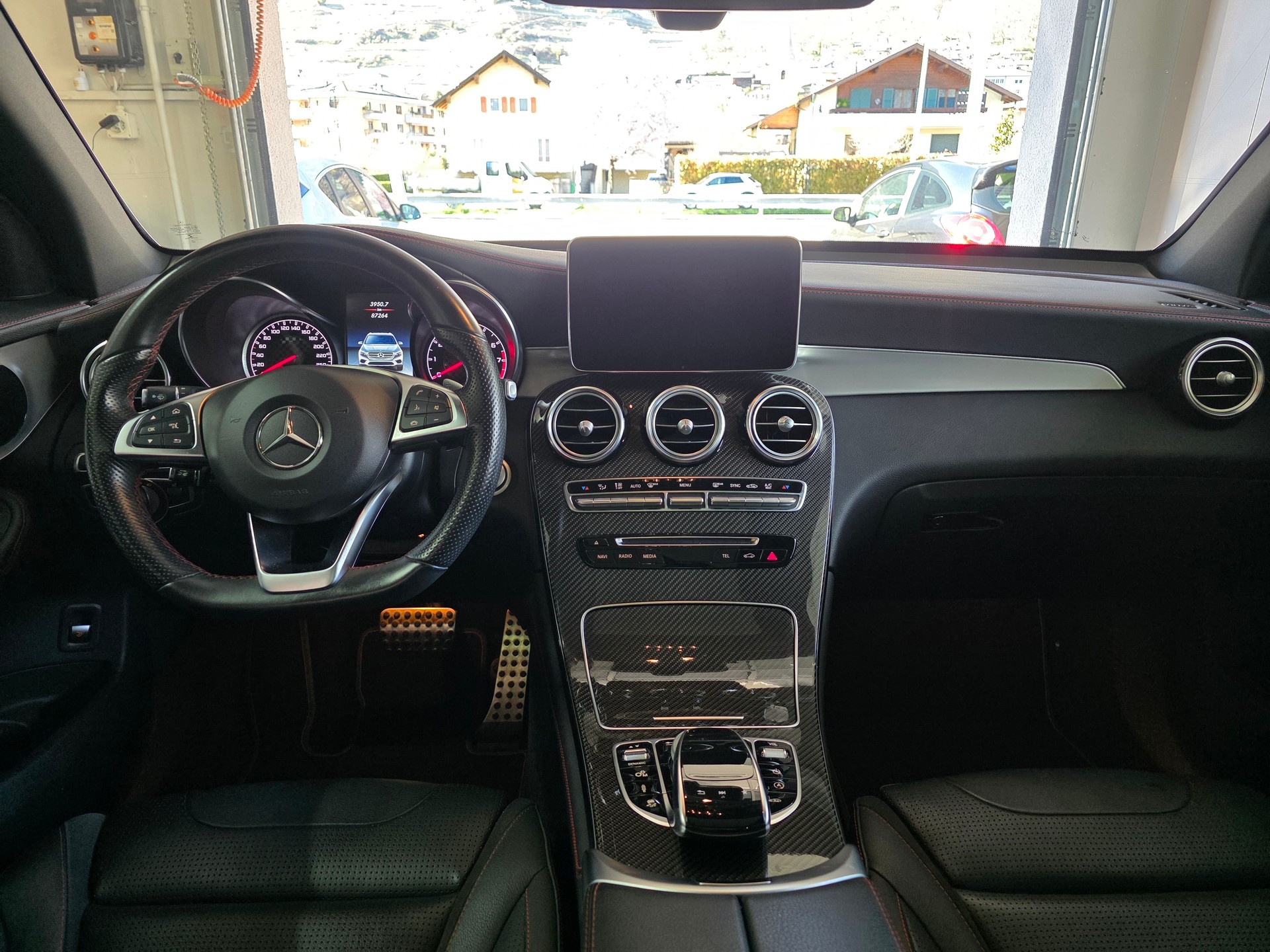 MERCEDES-BENZ GLC 43 AMG 4Matic 9G-Tronic-image-7