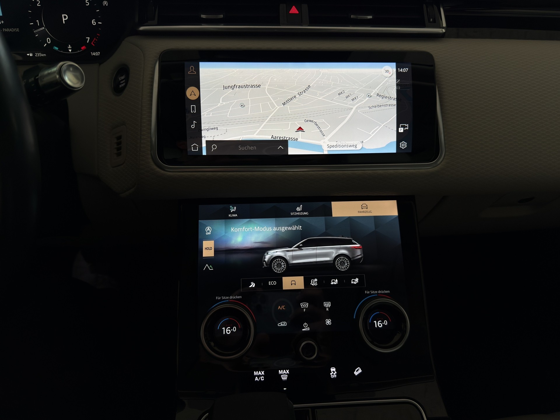 LAND ROVER Range Rover Velar 2.0 T SE-image-11