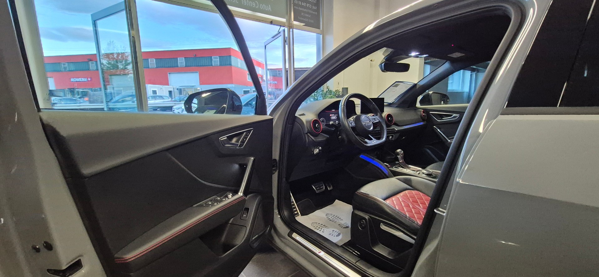 AUDI SQ2 TFSI quattro S-tronic-image-5