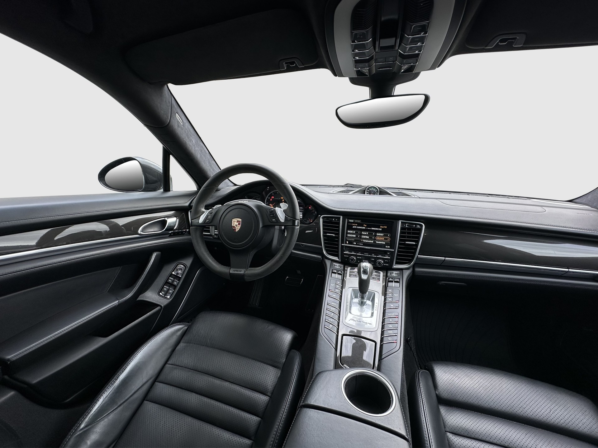 PORSCHE Panamera Turbo S 4.8 PDK-image-9