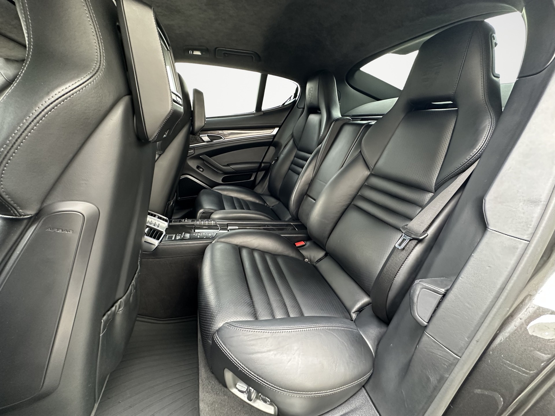 PORSCHE Panamera Turbo S 4.8 PDK-image-10