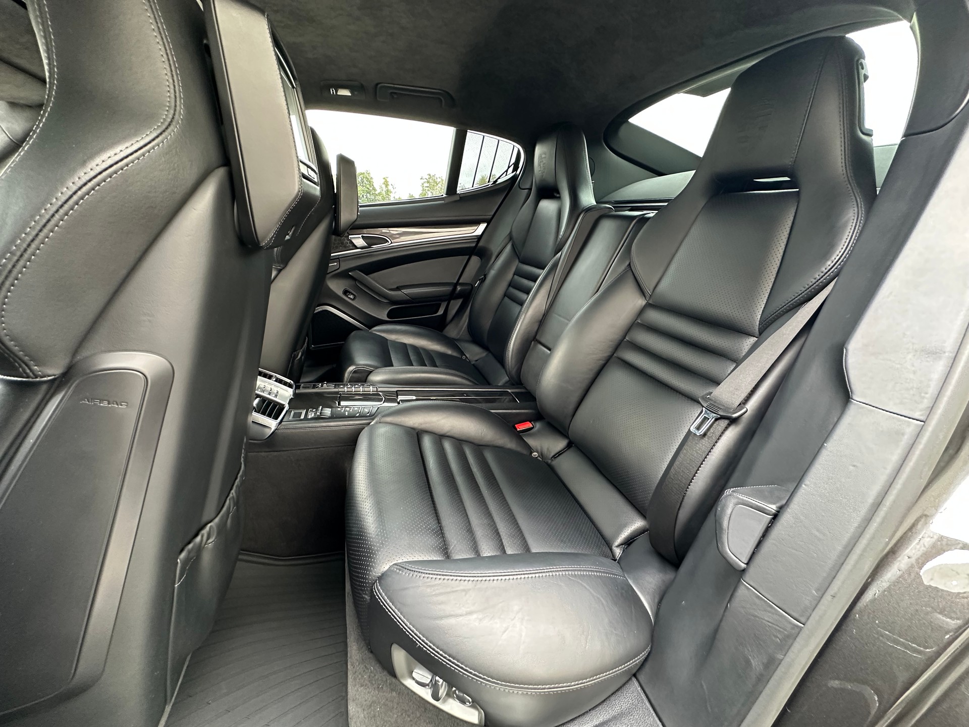 PORSCHE Panamera Turbo S 4.8 PDK-image-9
