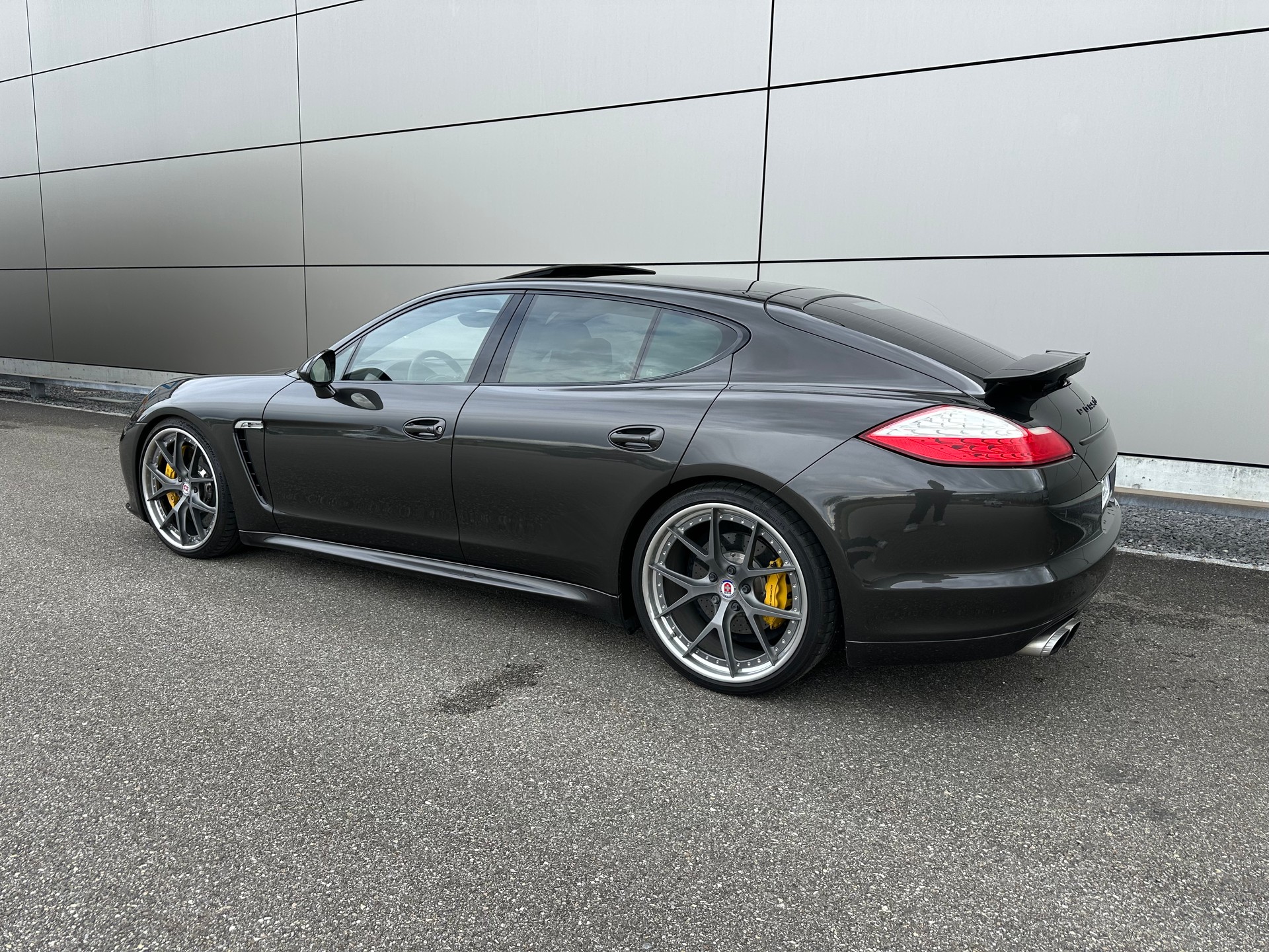 PORSCHE Panamera Turbo S 4.8 PDK-image-2