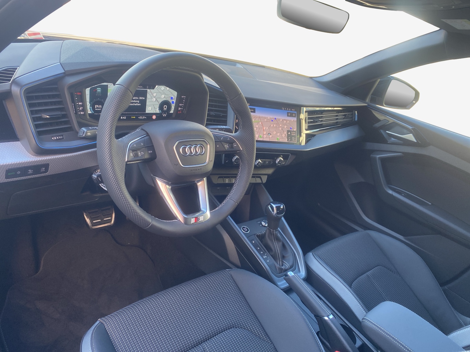 AUDI A1 Sportback 30 TFSI S Line Attraction S-tronic-image-15