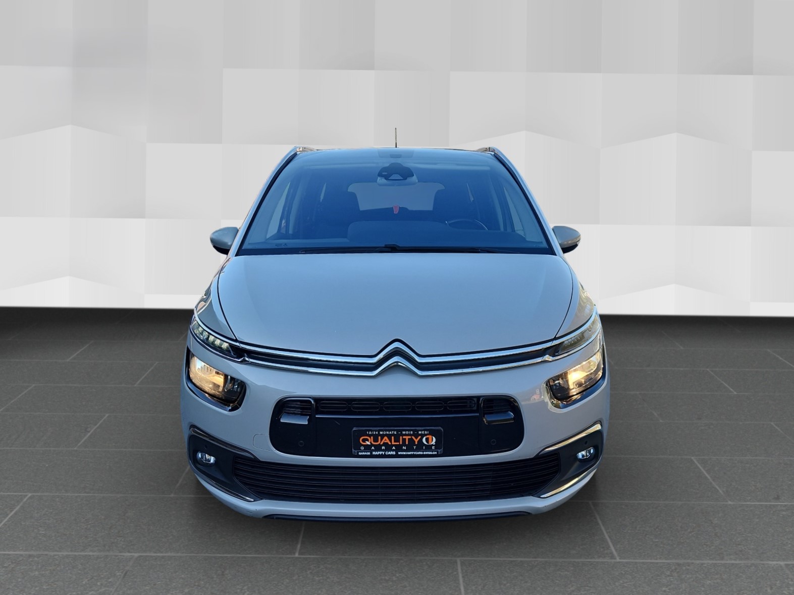 CITROEN Grand C4 Picasso 1.6i 16V THP Shine EAT6-image-1
