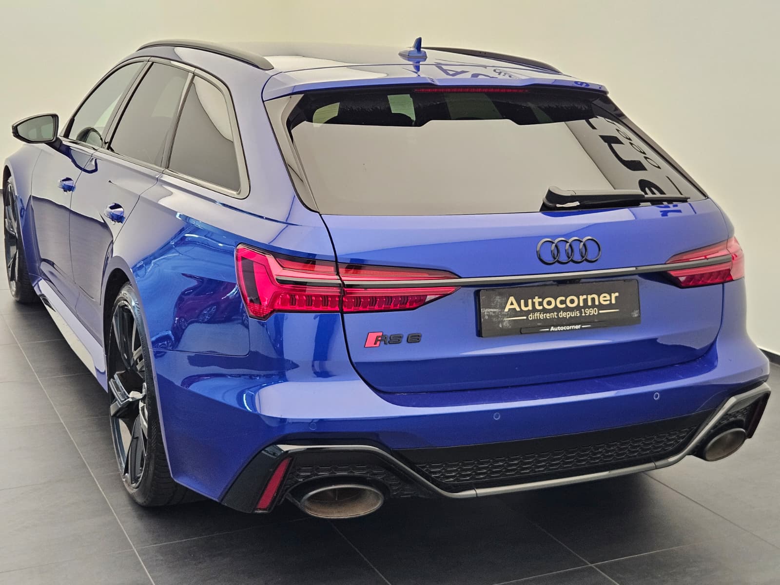 AUDI RS6 Avant 4.0 TFSI V8 quattro-image-8