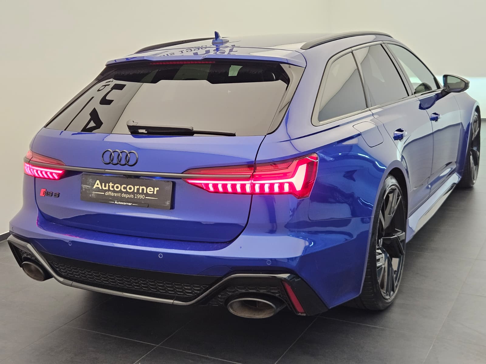 AUDI RS6 Avant 4.0 TFSI V8 quattro-image-6