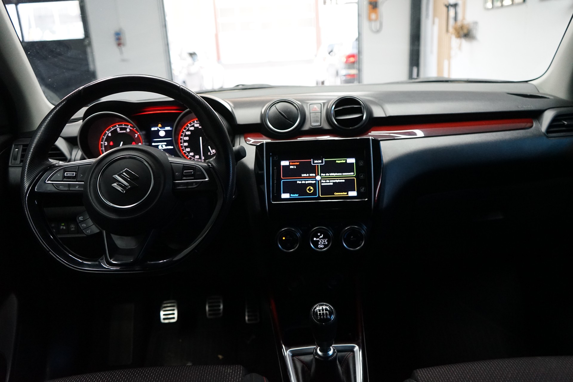 SUZUKI Swift Sport 1.4i 16V Compact Top Hybrid-image-7