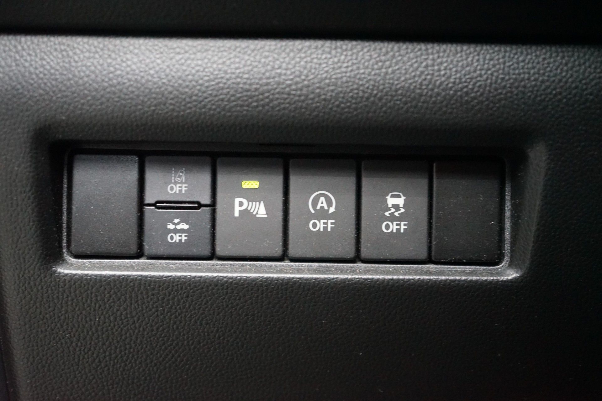 SUZUKI Swift Sport 1.4i 16V Compact Top Hybrid-image-18