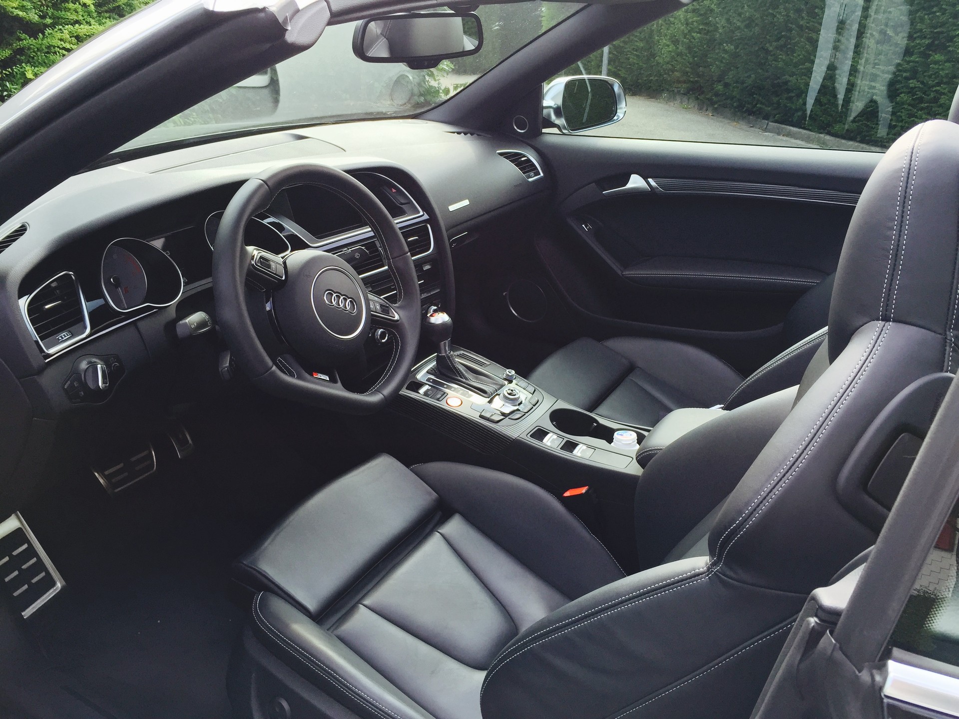AUDI 3.0 V6 TFSI quattro S-Tronic-image-4