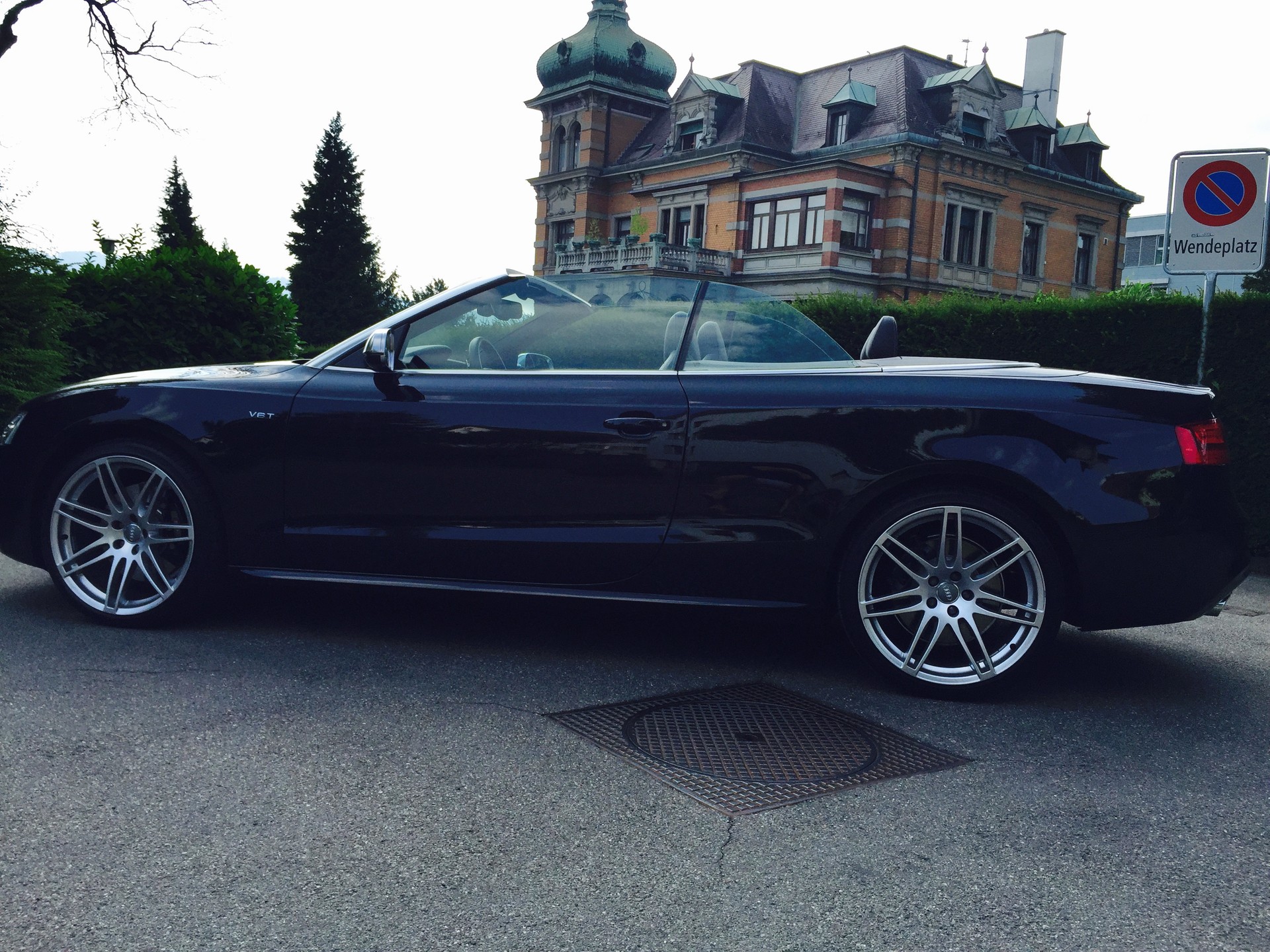 AUDI 3.0 V6 TFSI quattro S-Tronic-image-2