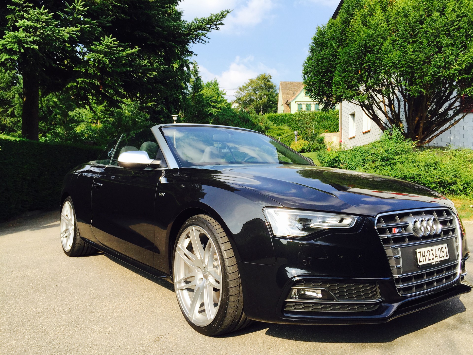 AUDI 3.0 V6 TFSI quattro S-Tronic-image-1