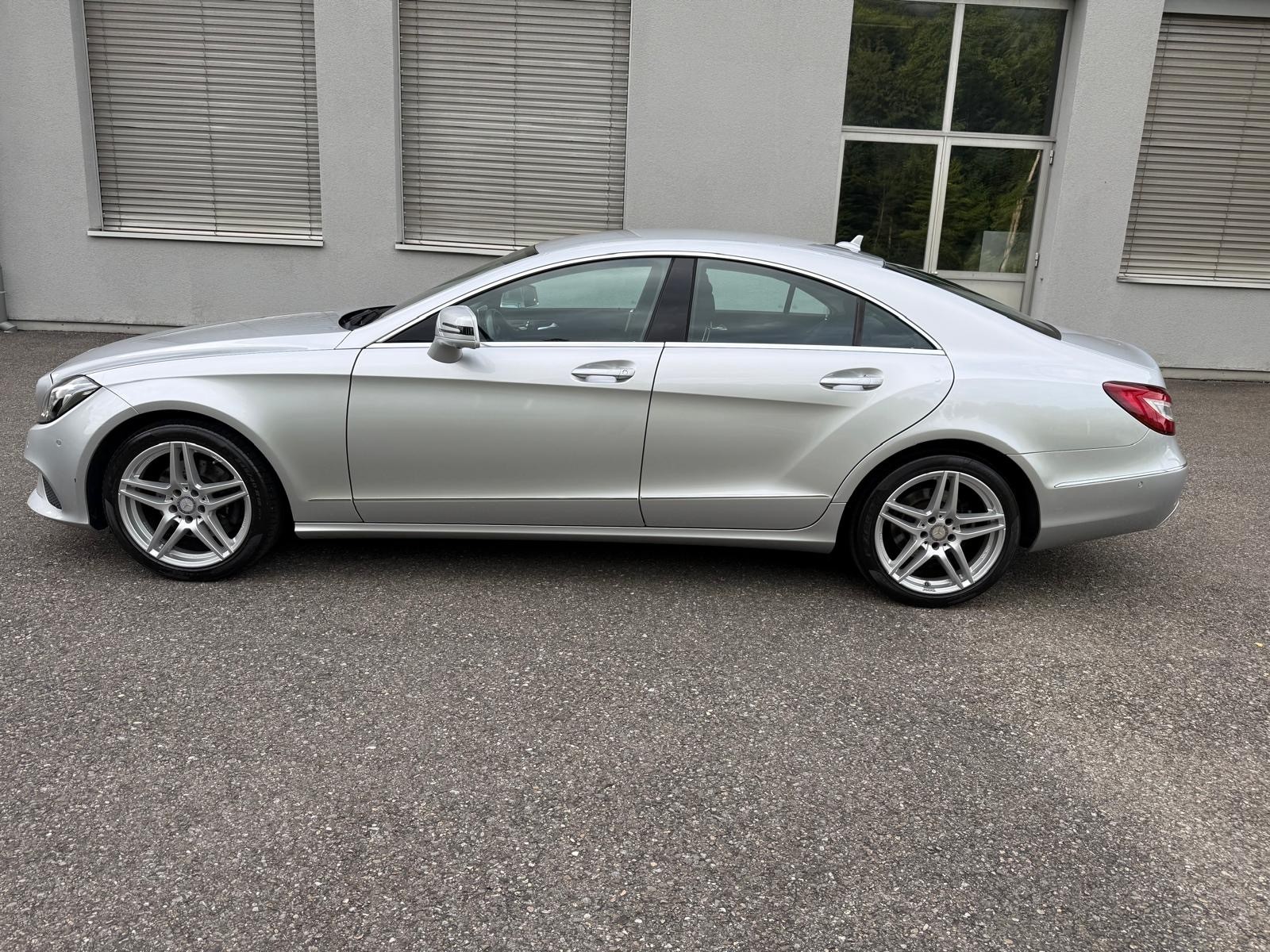 MERCEDES-BENZ CLS 350 d 4matic-image-2