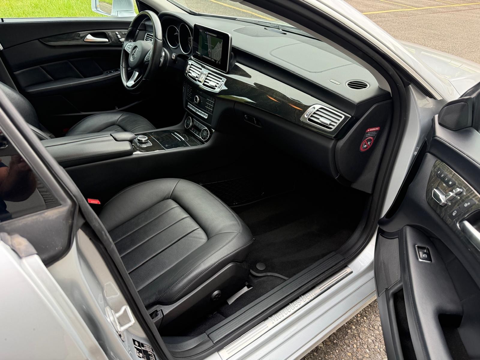 MERCEDES-BENZ CLS 350 d 4matic-image-4