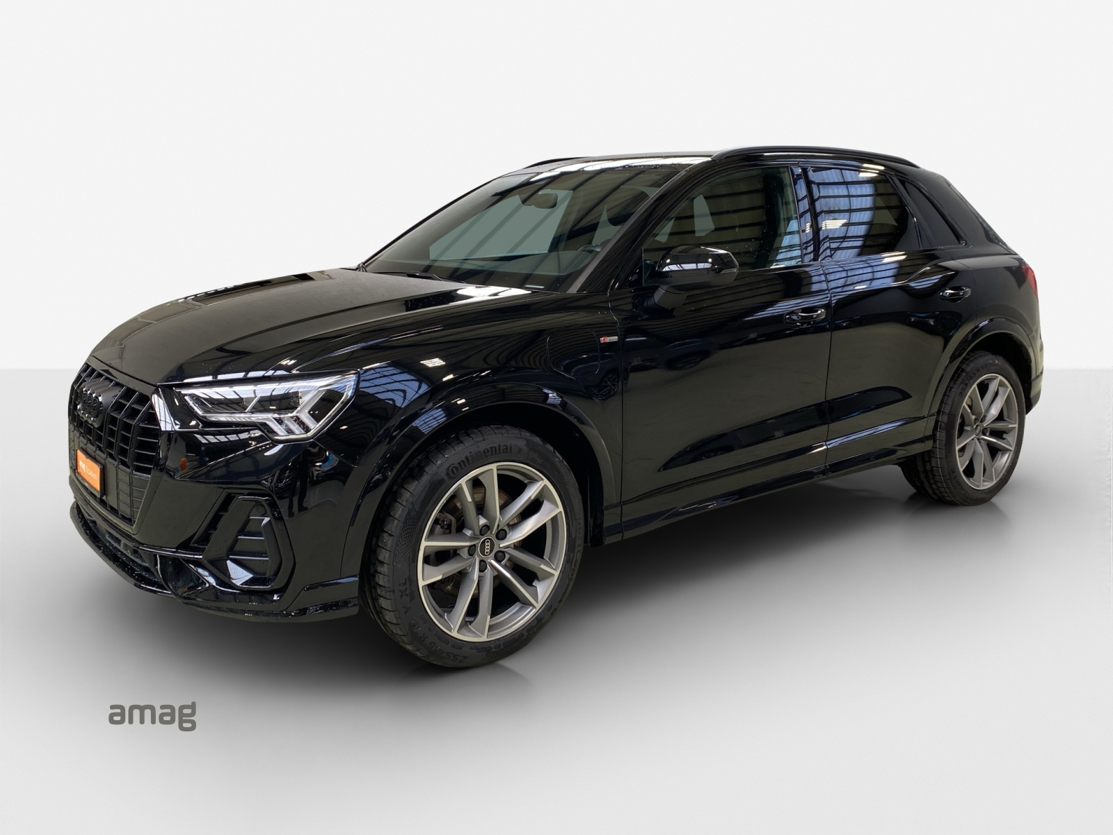 AUDI Q3 45 TFSI e S line S-tronic-image-0
