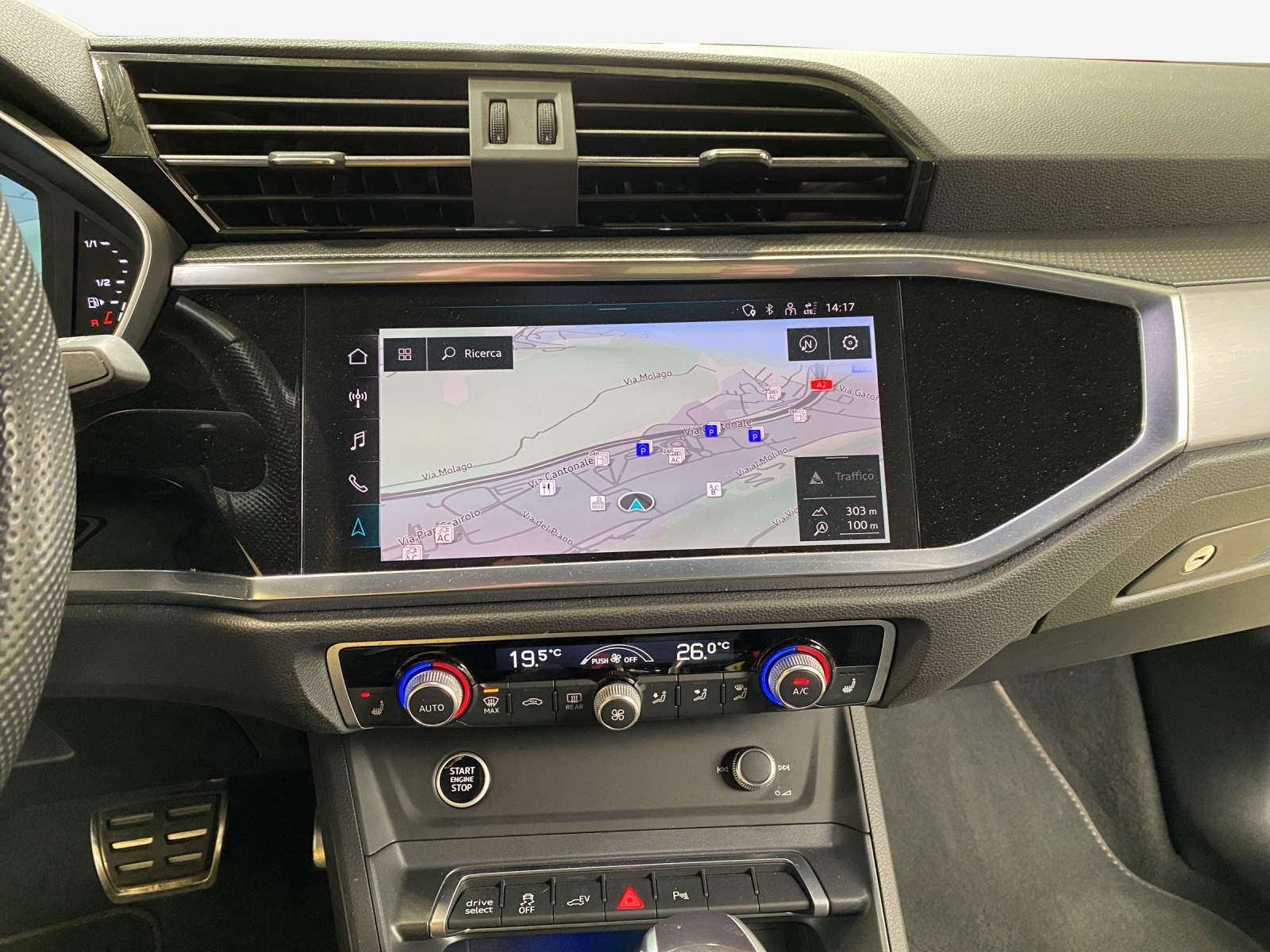 AUDI Q3 45 TFSI e S line S-tronic-image-11