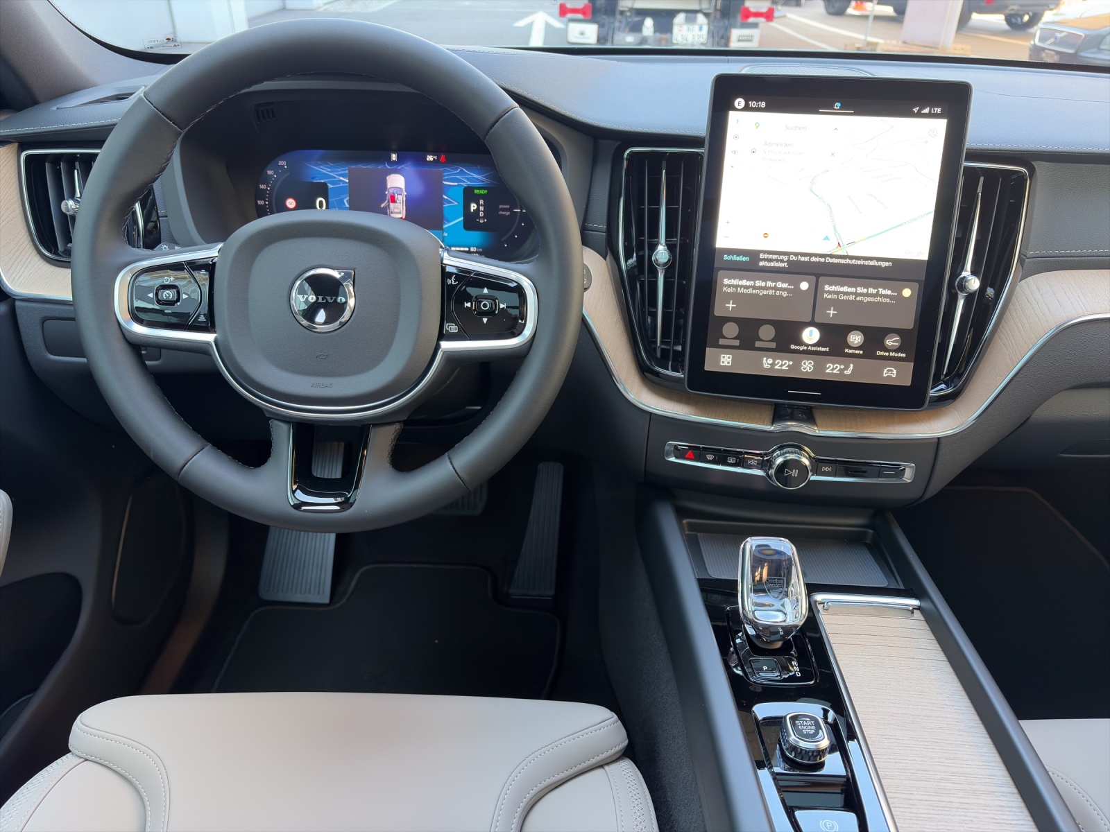 VOLVO XC60 2.0 T6 TE Ultra Bright eAWD-image-11