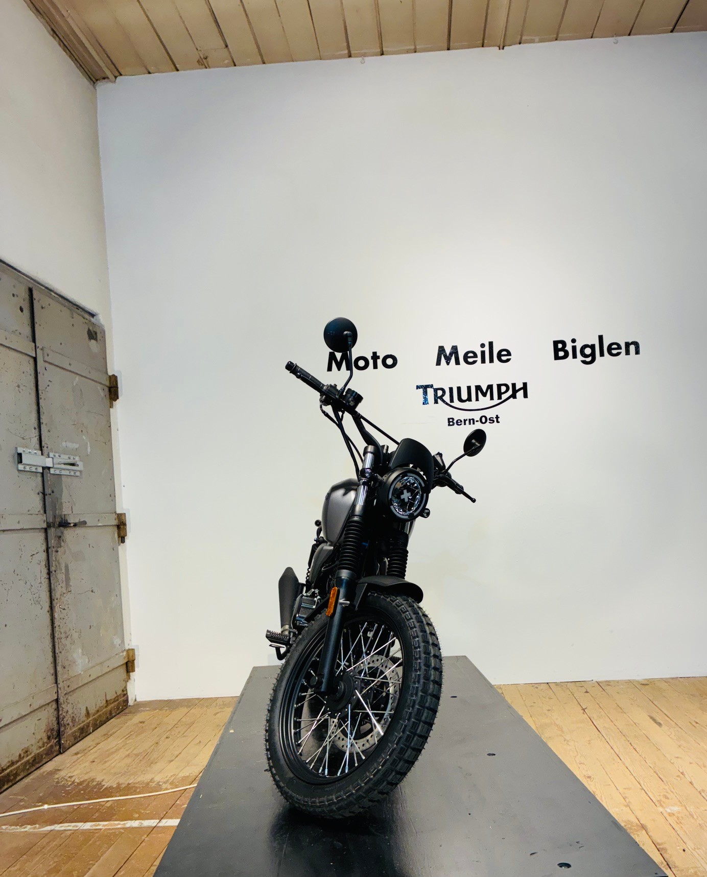 BRIXTON Felsberg 125 CBS-showroom-element-3