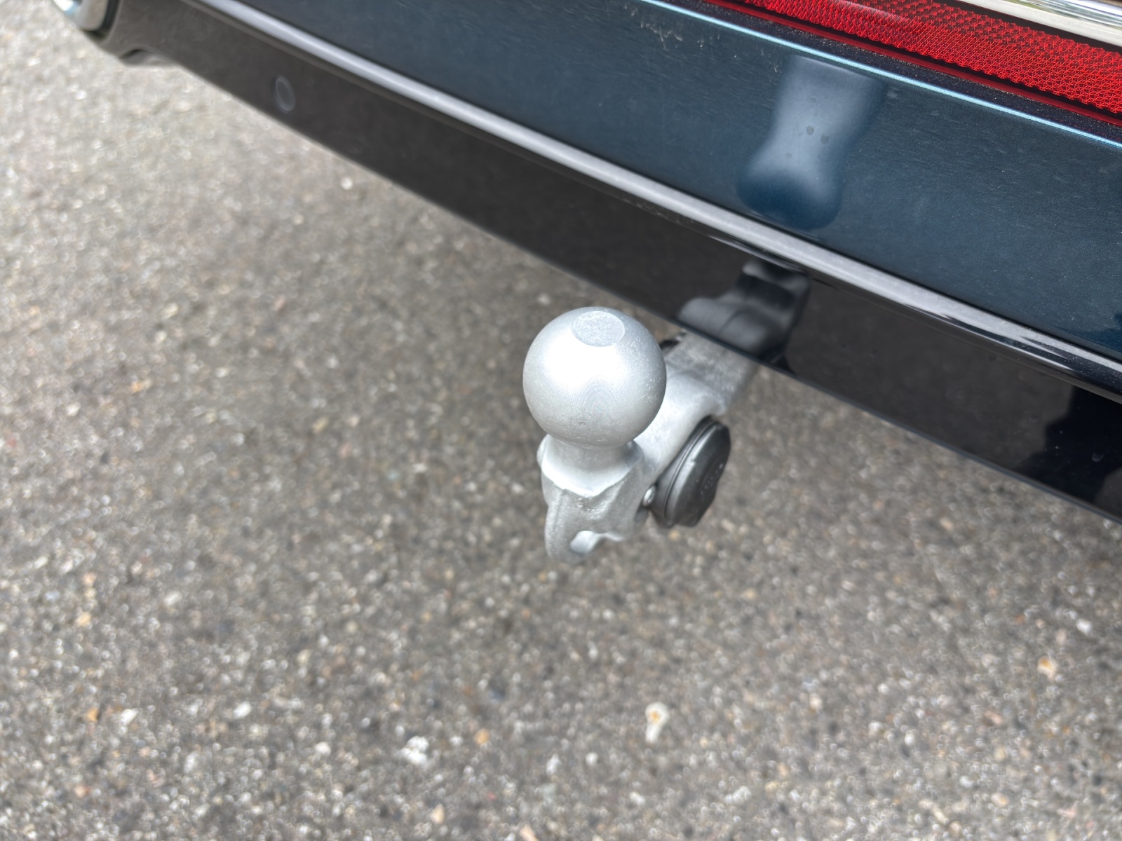 VW Tiguan 2.0TSI R-Line 4Motion DSG mit AHK & Winterräder-image-9