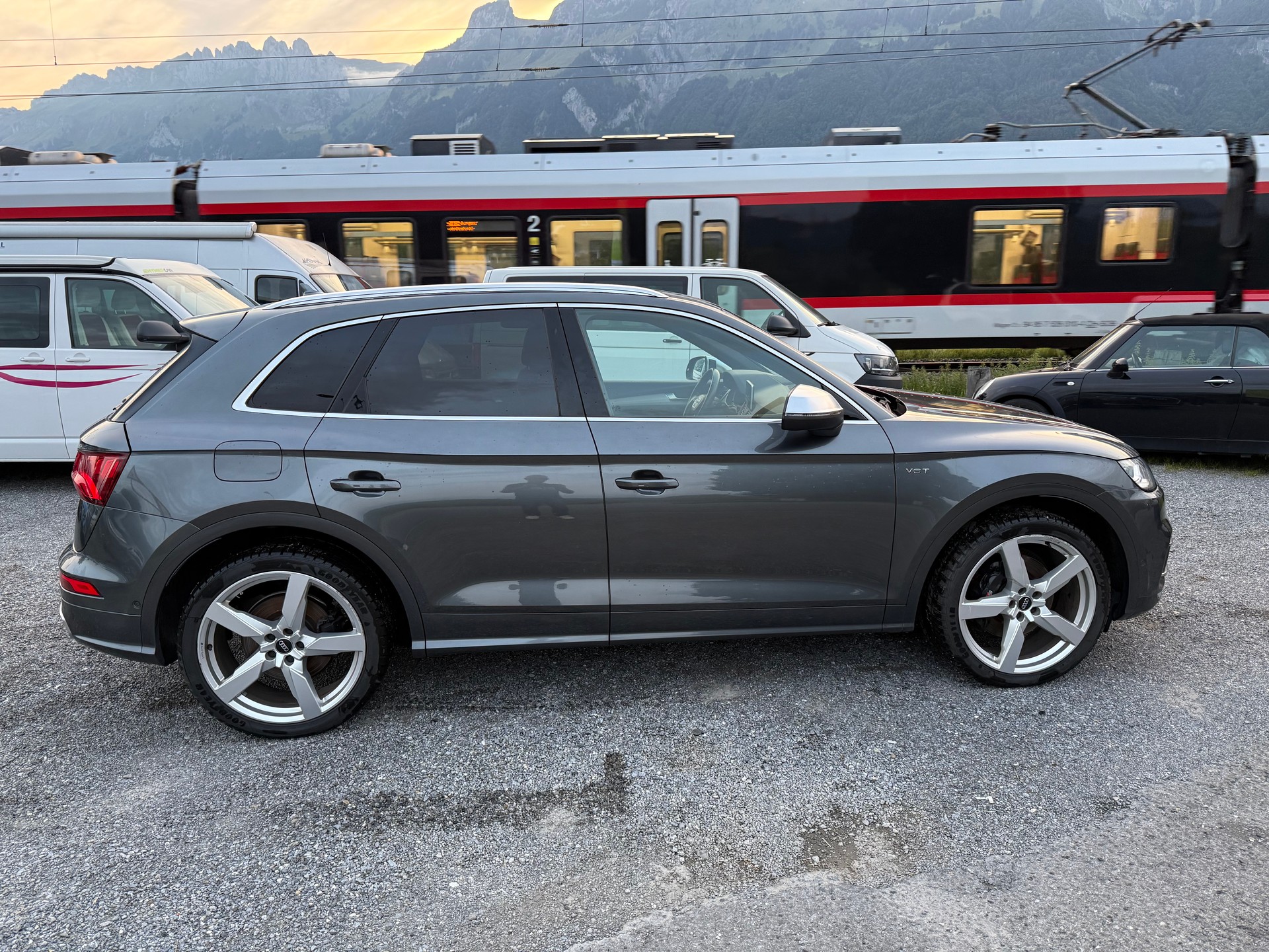 AUDI SQ5 3.0 TFSI quattro S-tronic-image-5