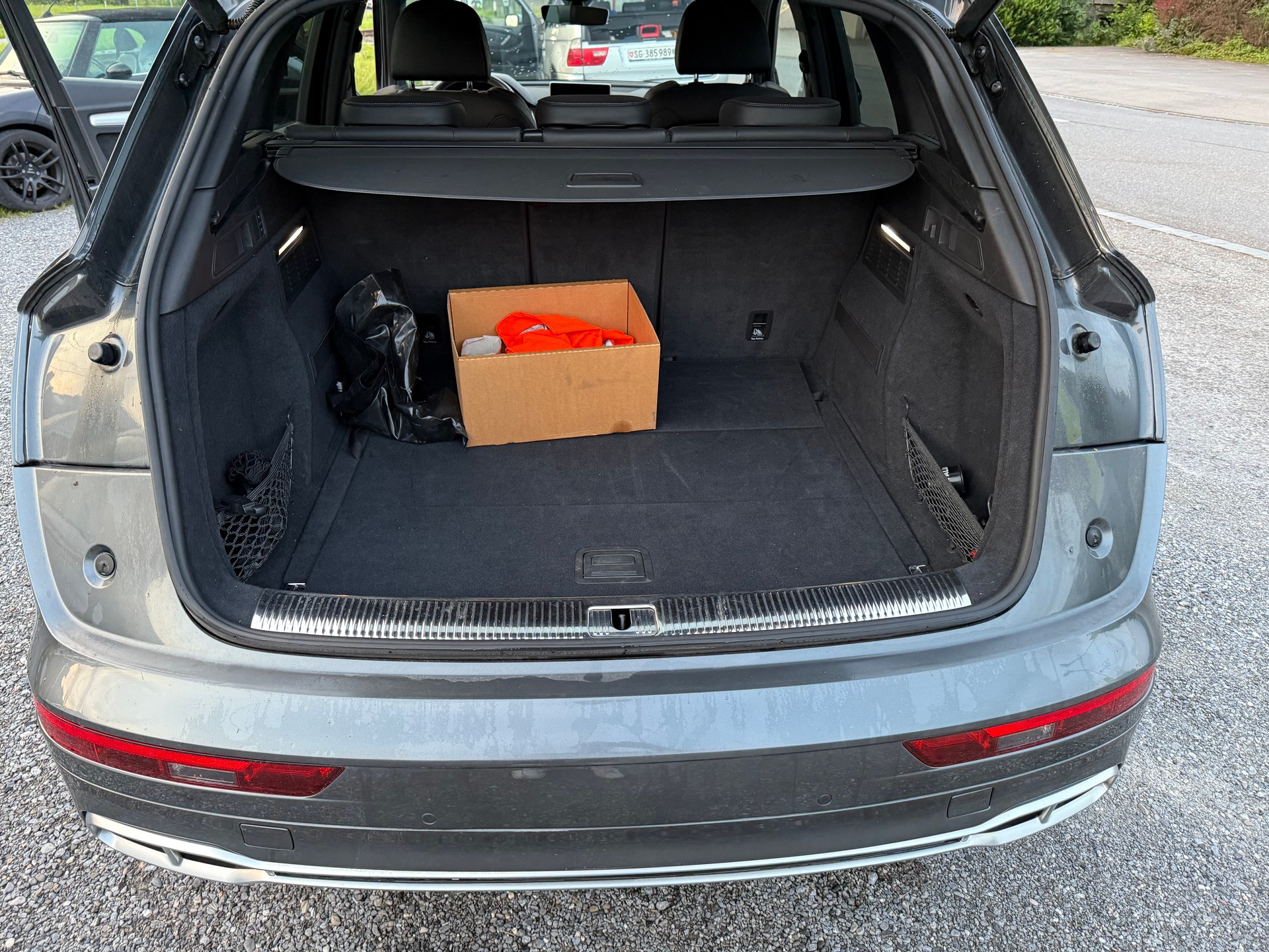 AUDI SQ5 3.0 TFSI quattro S-tronic-image-11