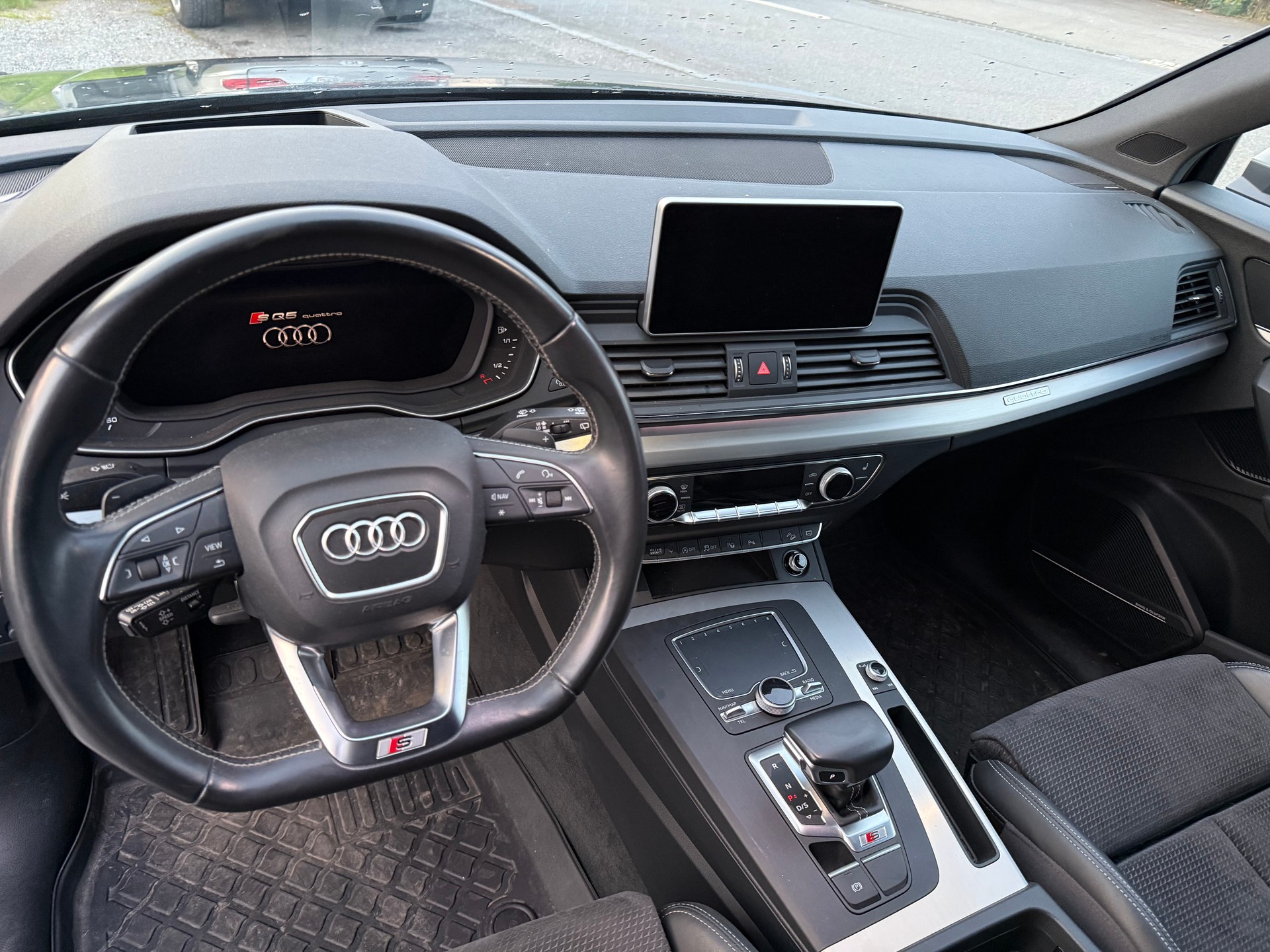 AUDI SQ5 3.0 TFSI quattro S-tronic-image-9