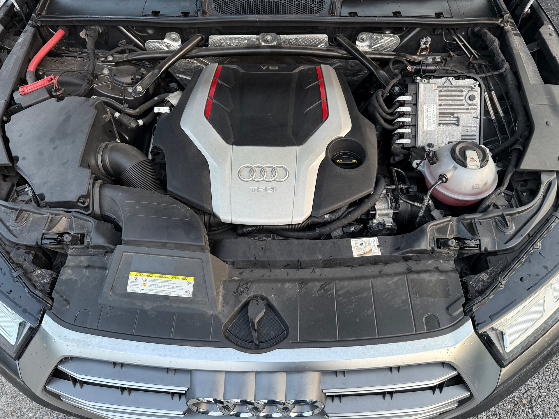 AUDI SQ5 3.0 TFSI quattro S-tronic-image-12