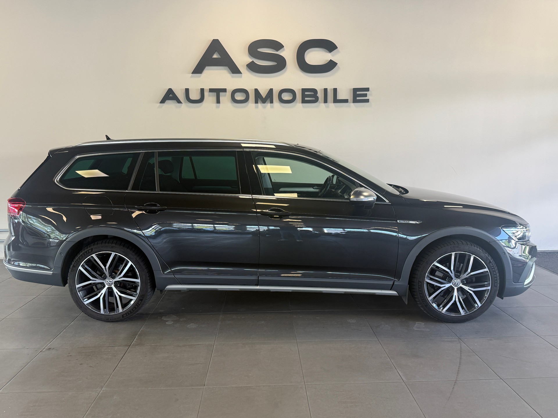 VW Passat Alltrack 2.0 TDI 4Motion DSG-image-4