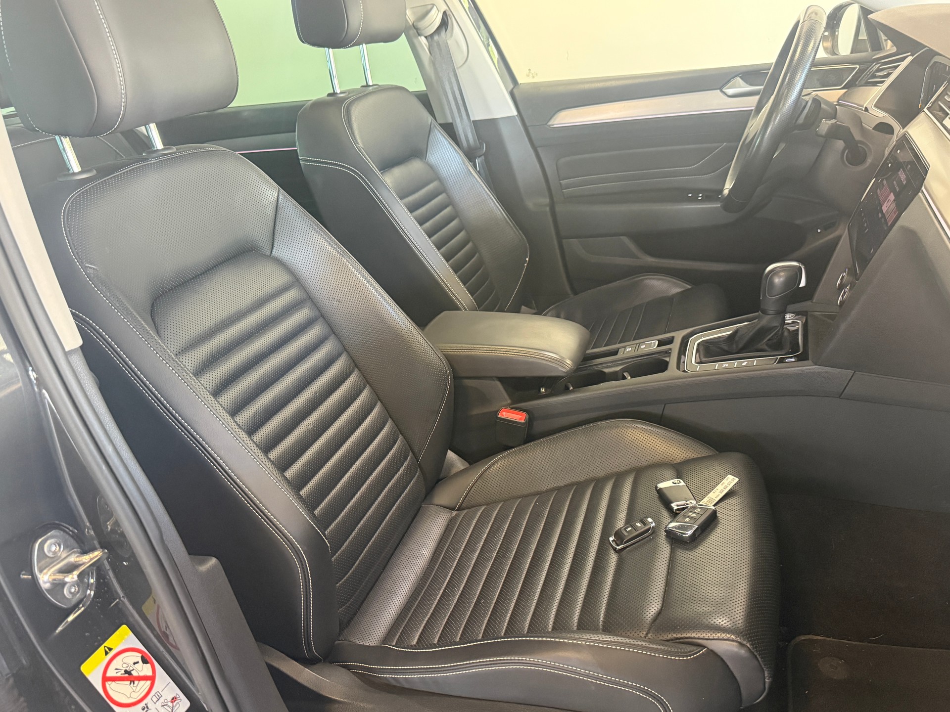 VW Passat Alltrack 2.0 TDI 4Motion DSG-image-5