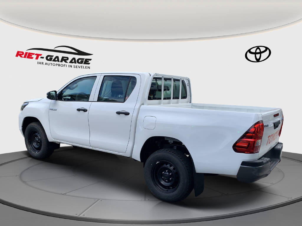 TOYOTA Hi-Lux Double Cab.-Pick-up 2.4 D-4D 150 Comfort-image-2