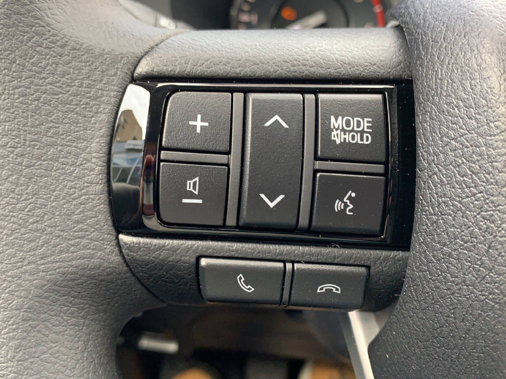TOYOTA Hi-Lux Double Cab.-Pick-up 2.4 D-4D 150 Comfort-image-6