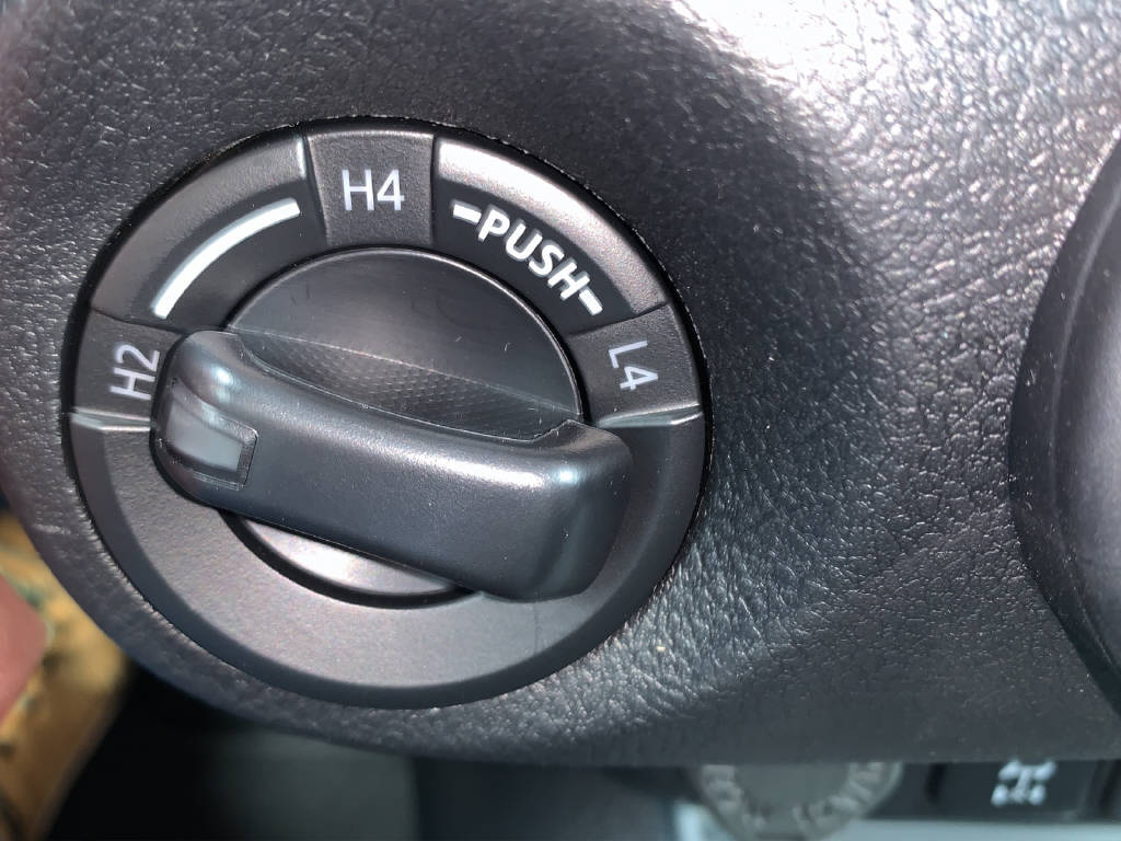 TOYOTA Hi-Lux Double Cab.-Pick-up 2.4 D-4D 150 Comfort-image-13