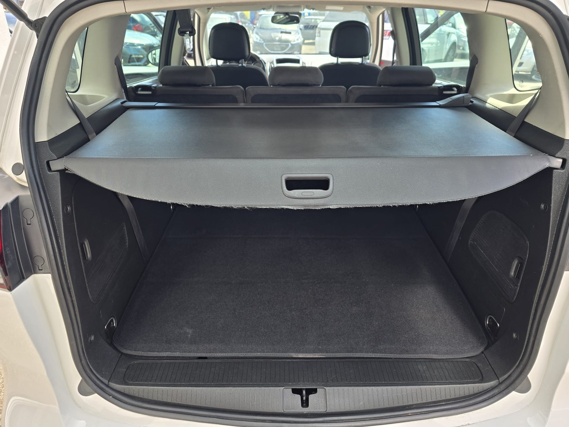 OPEL Zafira Tourer 1.6i 16V Turbo Active Edition-image-15