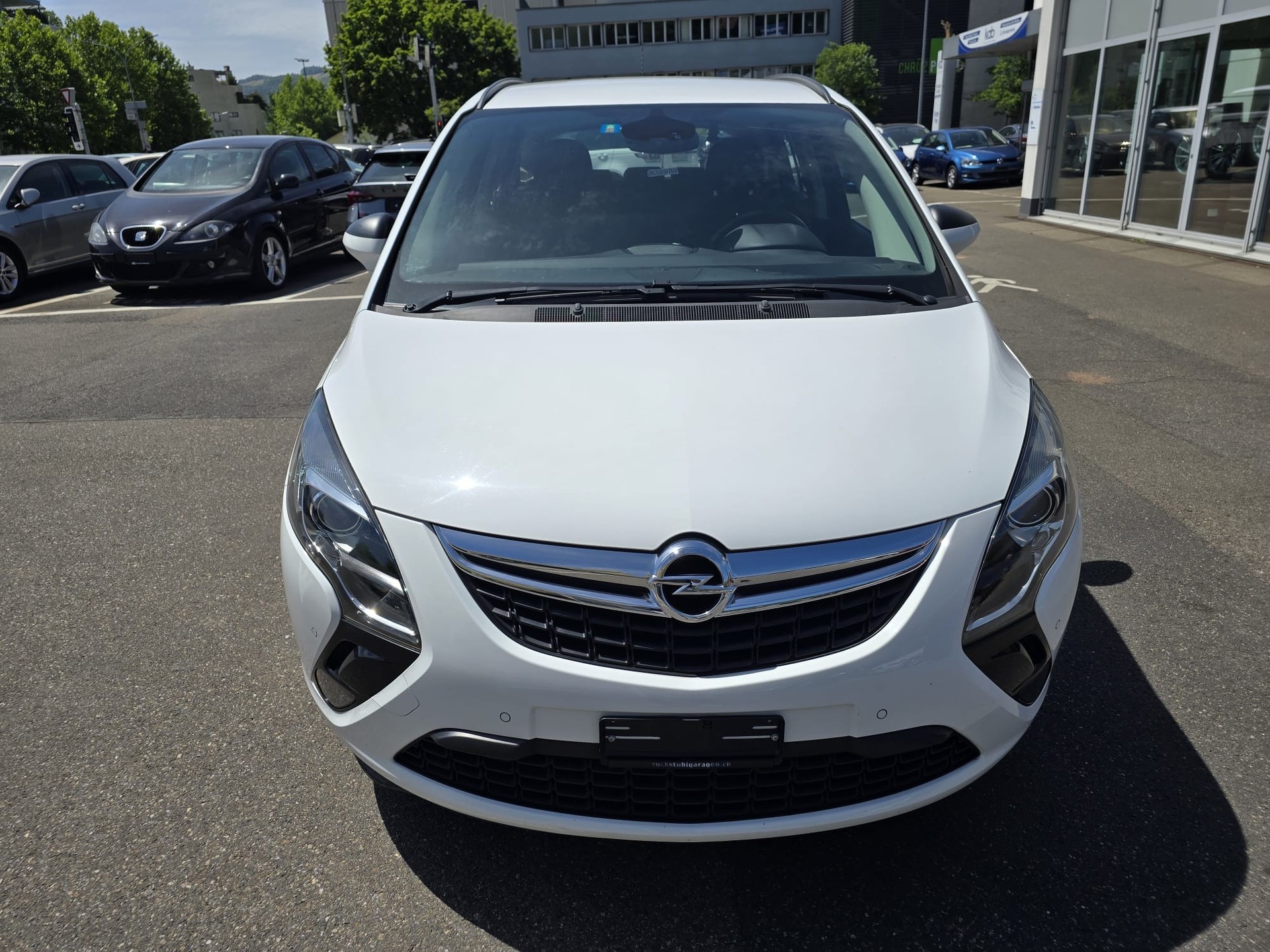 OPEL Zafira Tourer 1.6i 16V Turbo Active Edition-image-1