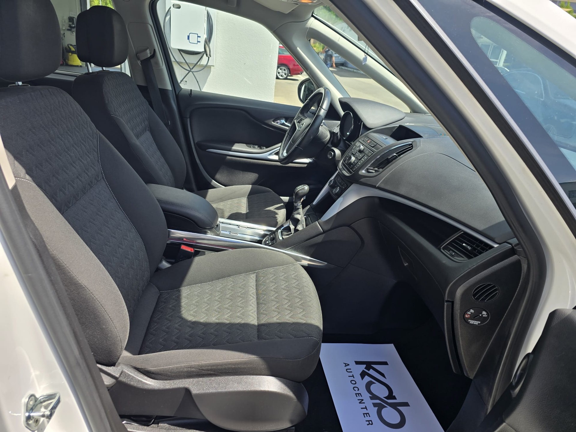 OPEL Zafira Tourer 1.6i 16V Turbo Active Edition-image-12