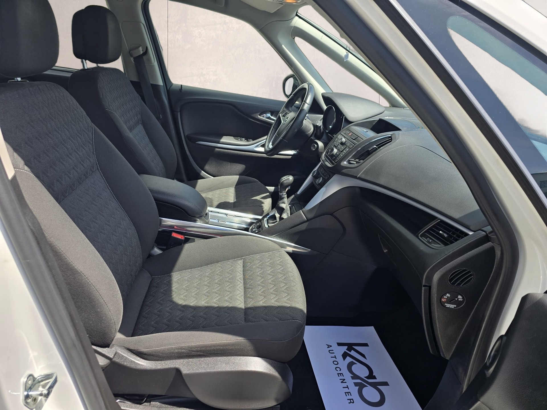 OPEL Zafira Tourer 1.6i 16V Turbo Active Edition-image-12