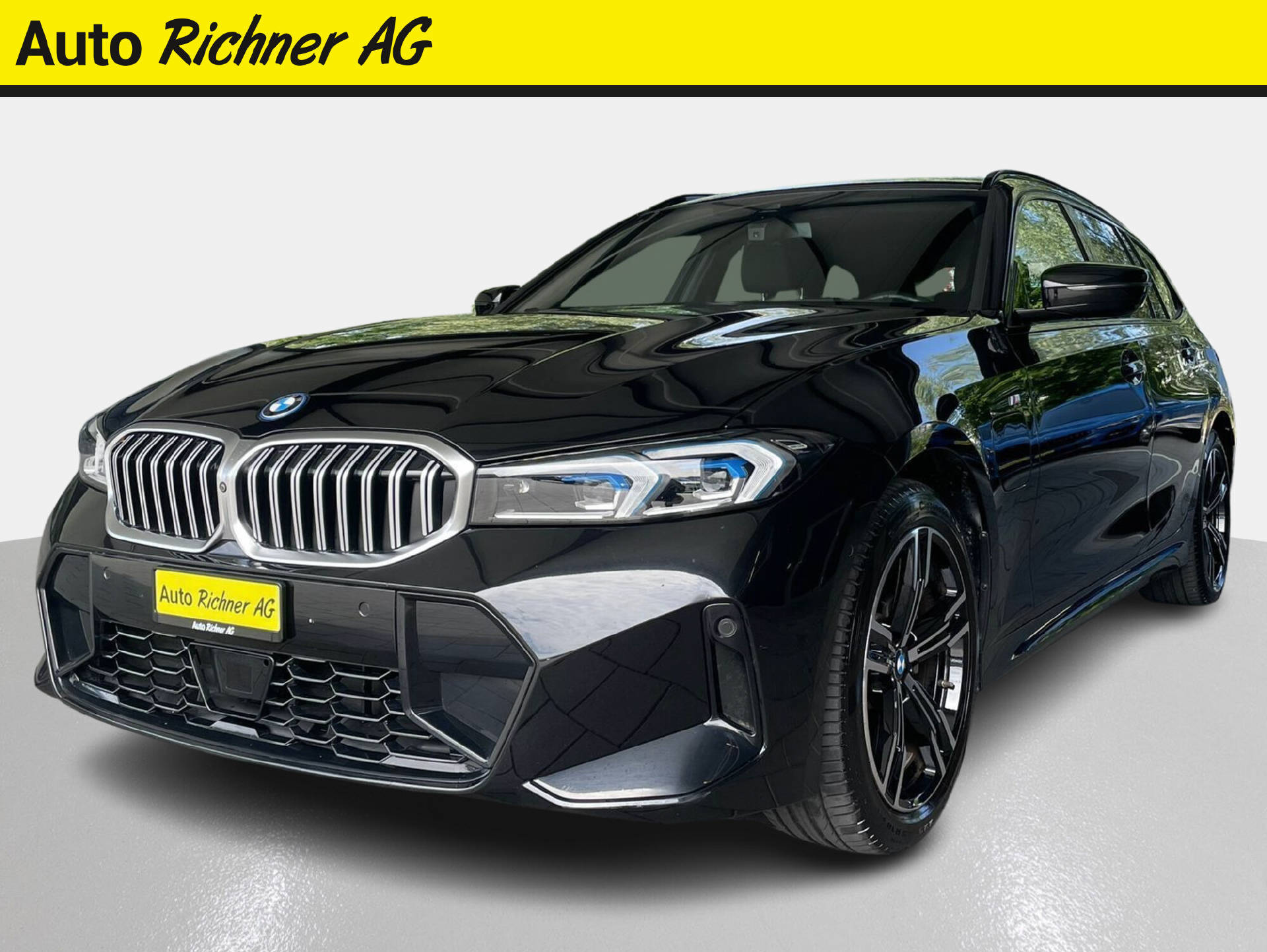 BMW 330e xDrive SAG Touring-image-1