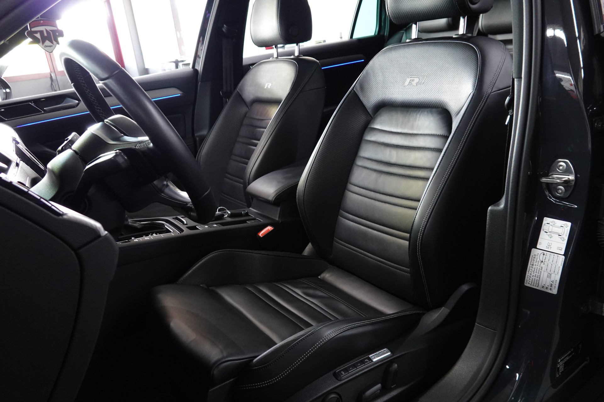 VW PASSAT VARIANT 2.0 TSI BMT HIGHLINE R-LINE 4Motion DSG-image-30