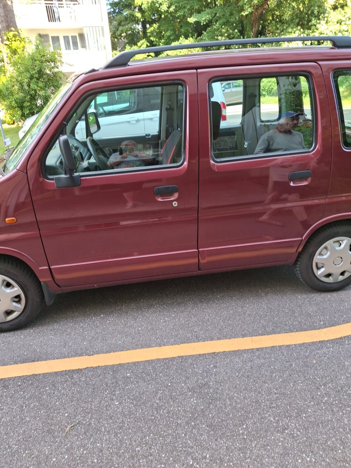 SUZUKI Wagon R+ 1.2-image-0