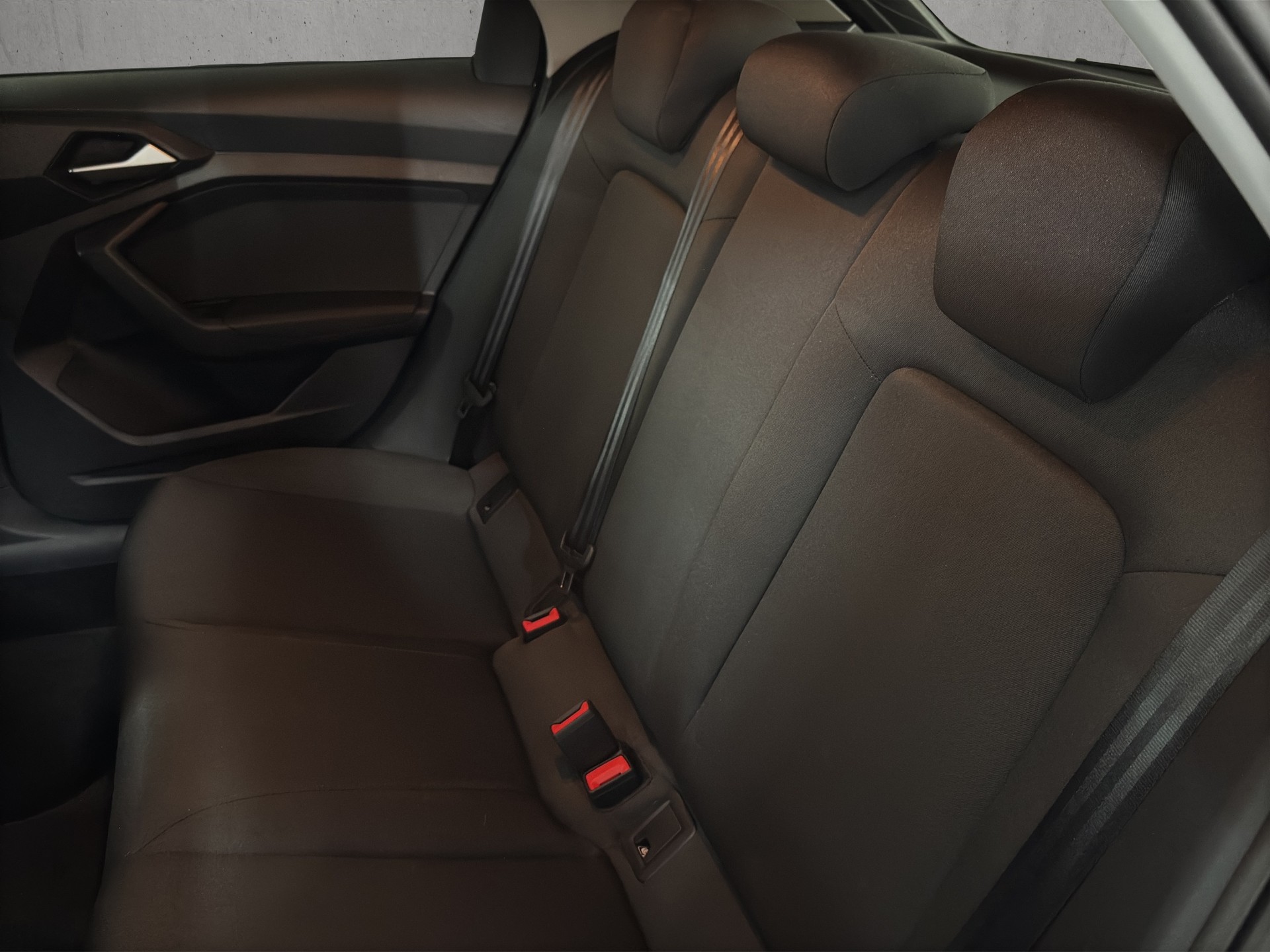 AUDI A1 Sportback 30 TFSI "RF.-Kamera-Navi"-image-9
