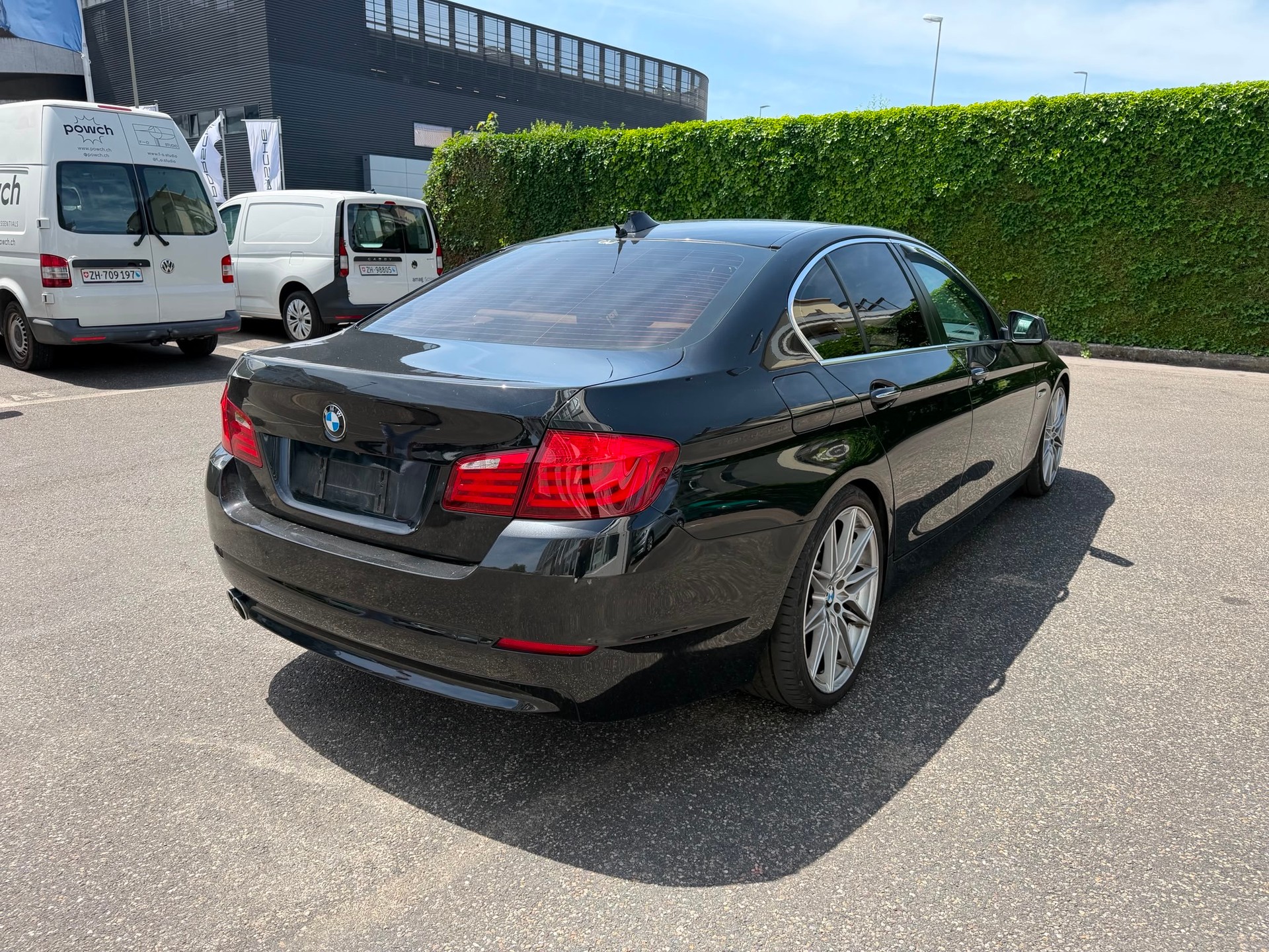 BMW 530d xDrive SAG-image-1