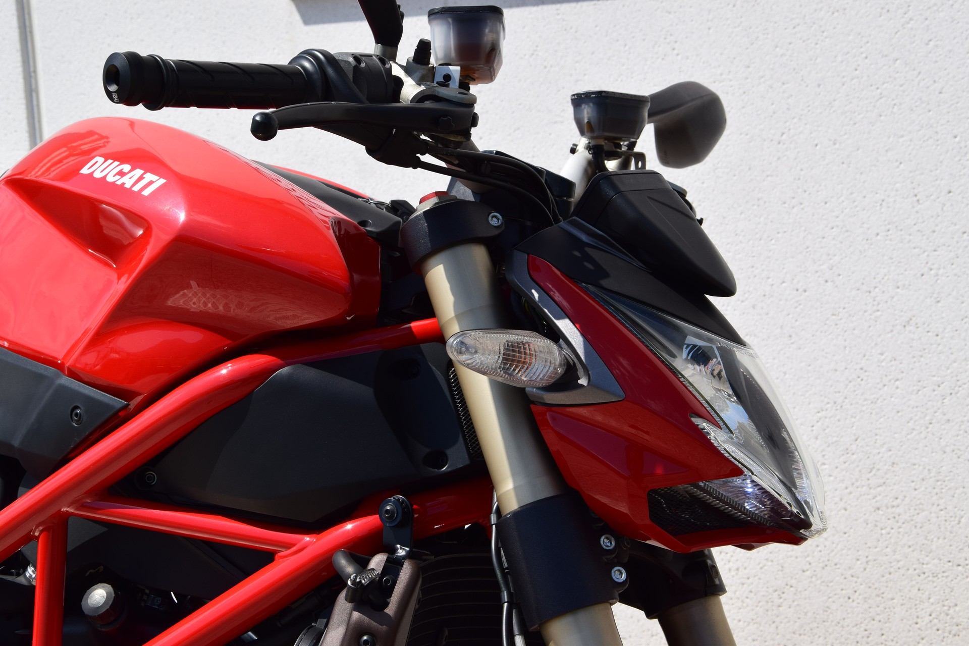 DUCATI Streetfighter 848-image-8