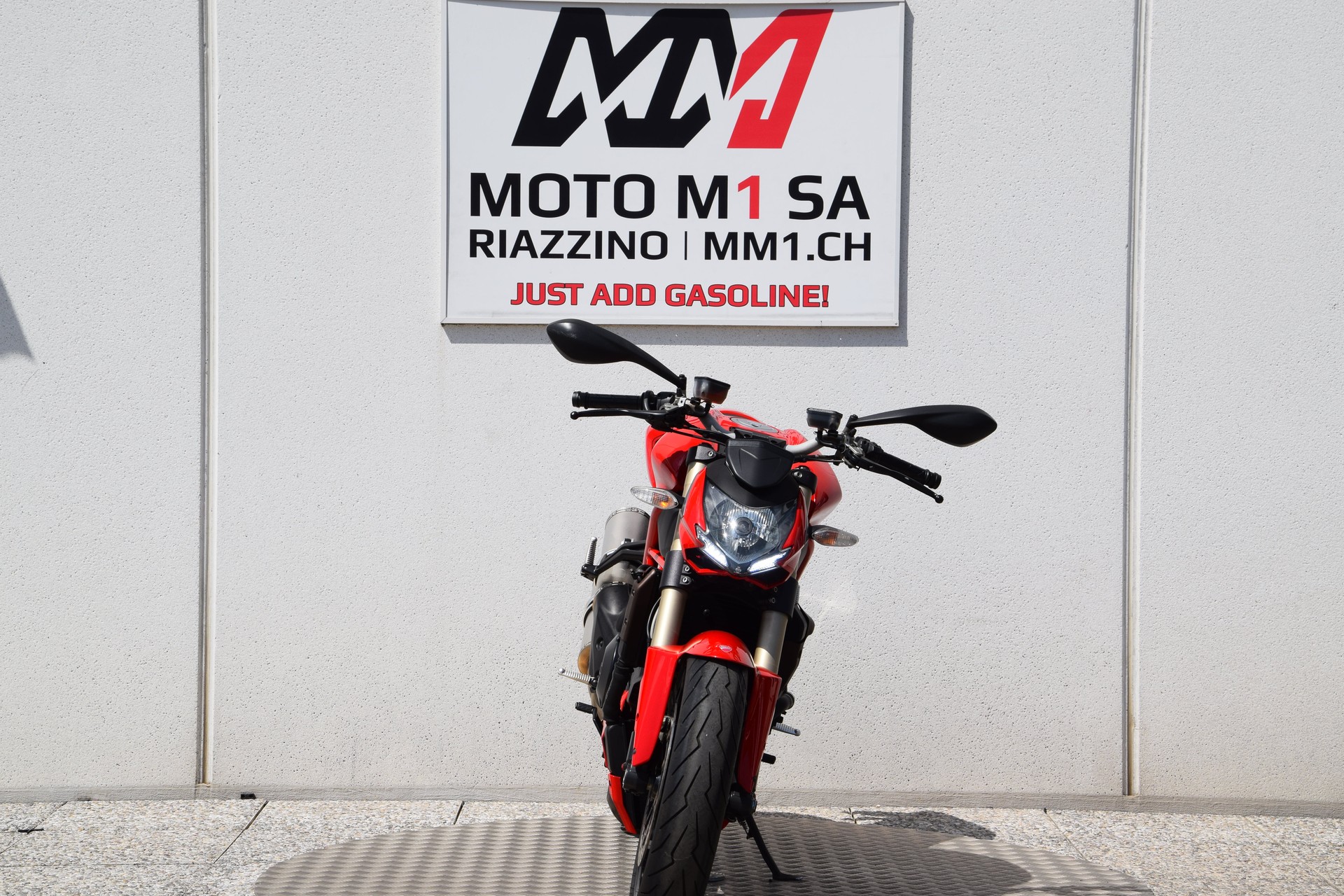 DUCATI Streetfighter 848-showroom-element-2